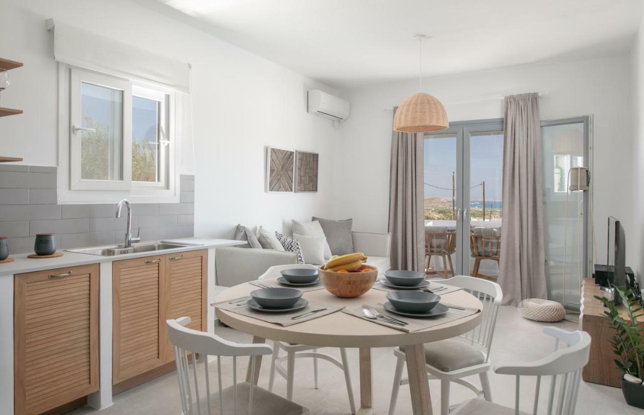 Naxos Infinity Villa And Suites Galanado Eksteriør billede