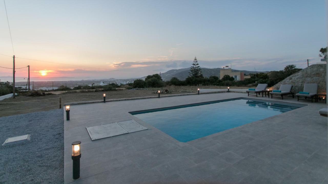 Naxos Infinity Villa And Suites Galanado Eksteriør billede