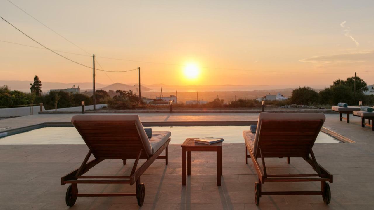 Naxos Infinity Villa And Suites Galanado Eksteriør billede