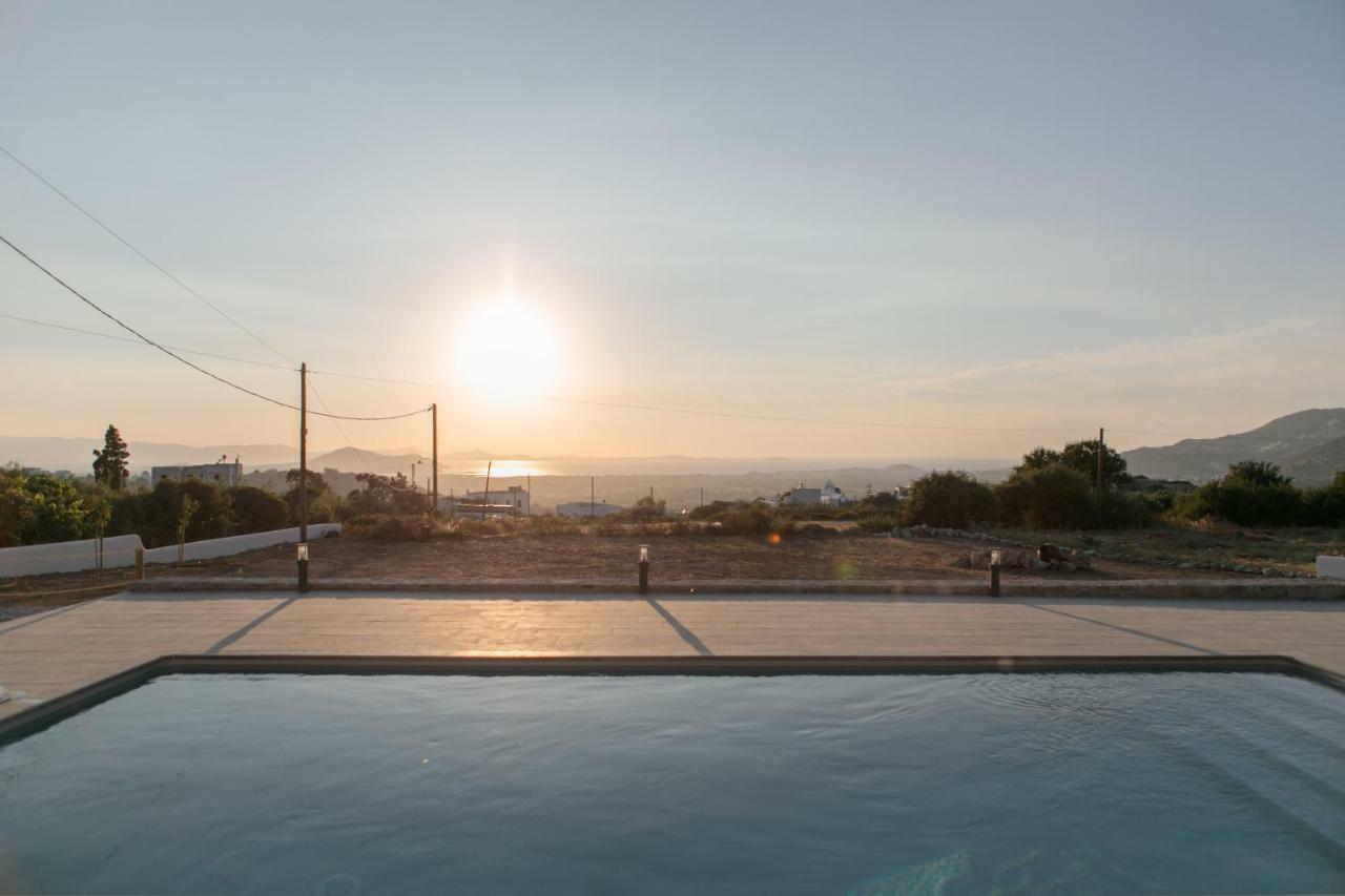 Naxos Infinity Villa And Suites Galanado Eksteriør billede